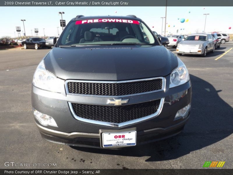 Cyber Gray Metallic / Dark Gray/Light Gray 2009 Chevrolet Traverse LT