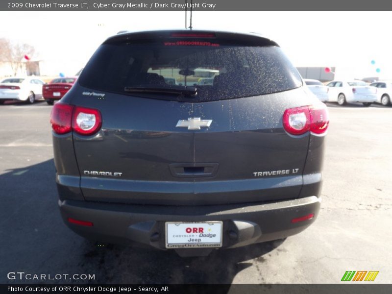 Cyber Gray Metallic / Dark Gray/Light Gray 2009 Chevrolet Traverse LT