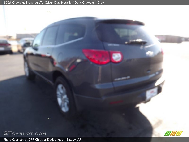 Cyber Gray Metallic / Dark Gray/Light Gray 2009 Chevrolet Traverse LT