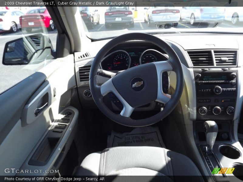 Cyber Gray Metallic / Dark Gray/Light Gray 2009 Chevrolet Traverse LT