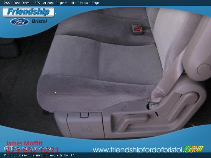 Arizona Beige Metallic / Pebble Beige 2004 Ford Freestar SES