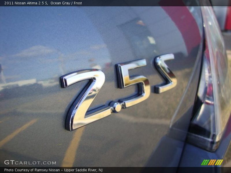 Ocean Gray / Frost 2011 Nissan Altima 2.5 S