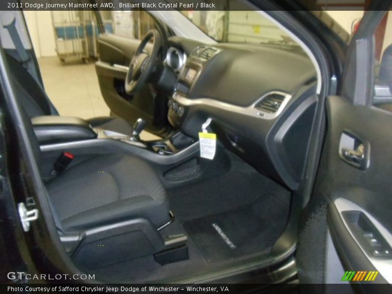 Brilliant Black Crystal Pearl / Black 2011 Dodge Journey Mainstreet AWD