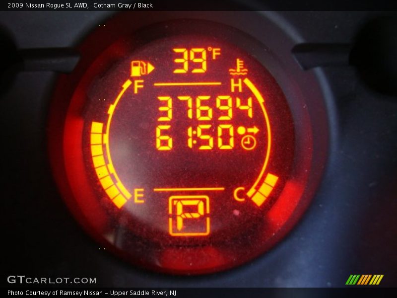 Gotham Gray / Black 2009 Nissan Rogue SL AWD