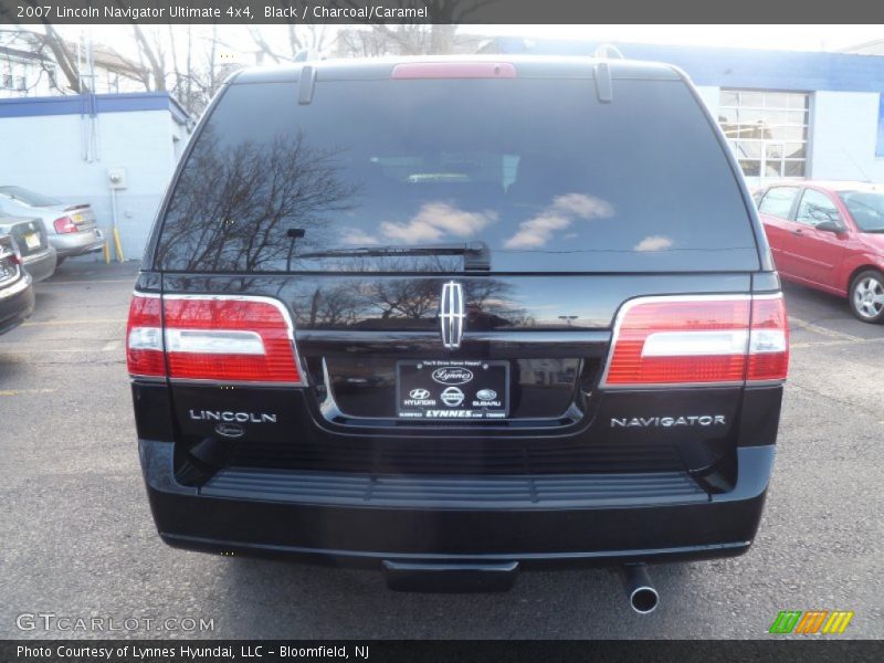Black / Charcoal/Caramel 2007 Lincoln Navigator Ultimate 4x4