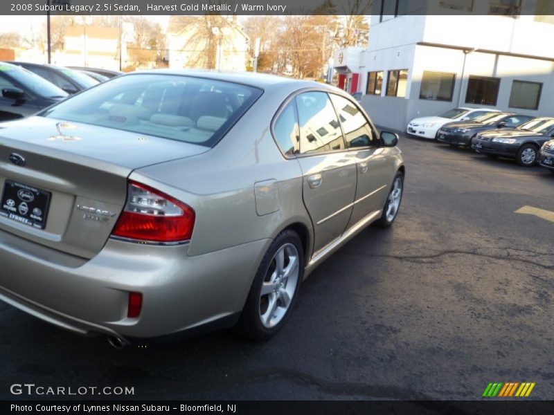 Harvest Gold Metallic / Warm Ivory 2008 Subaru Legacy 2.5i Sedan