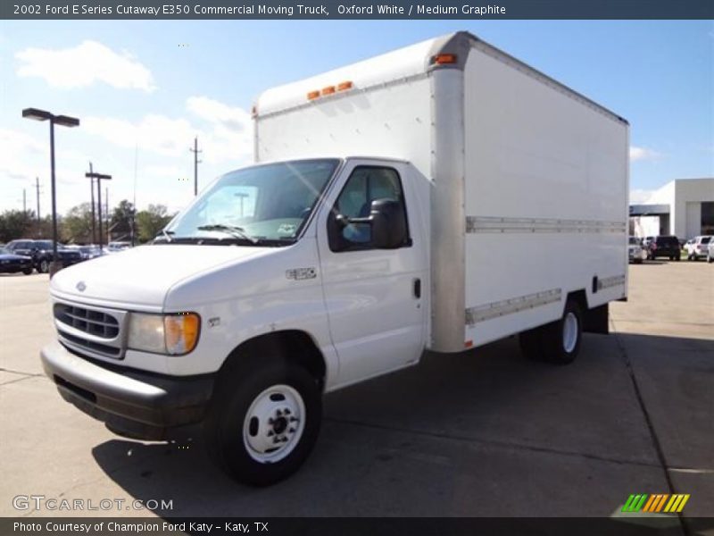 Oxford White / Medium Graphite 2002 Ford E Series Cutaway E350 Commercial Moving Truck