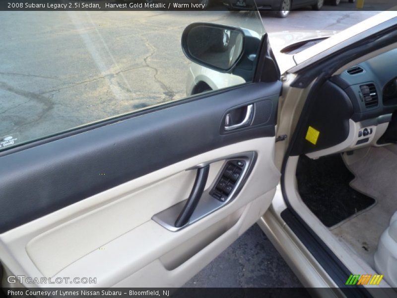 Harvest Gold Metallic / Warm Ivory 2008 Subaru Legacy 2.5i Sedan