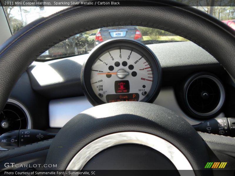 Sparkling Silver Metallic / Carbon Black 2011 Mini Cooper Hardtop
