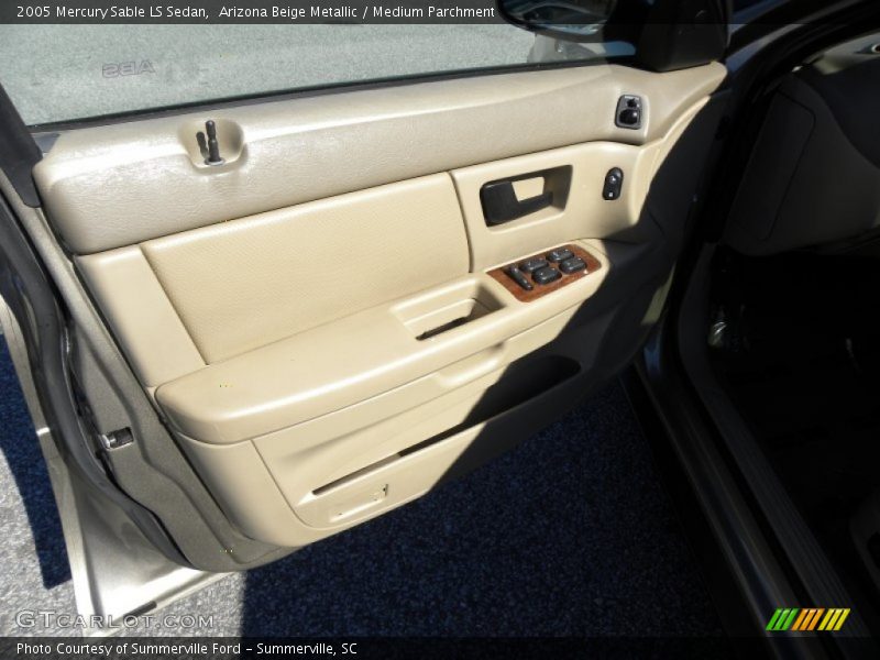 Arizona Beige Metallic / Medium Parchment 2005 Mercury Sable LS Sedan