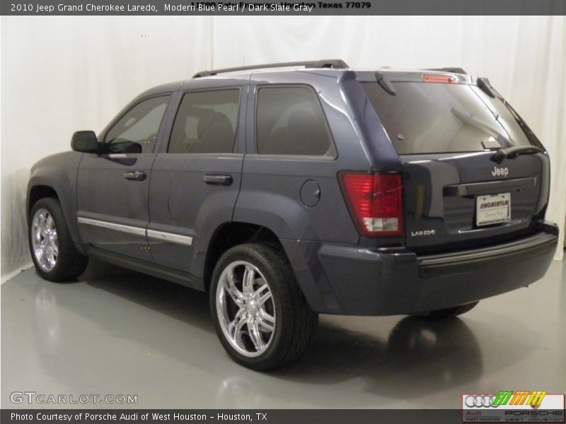 Modern Blue Pearl / Dark Slate Gray 2010 Jeep Grand Cherokee Laredo