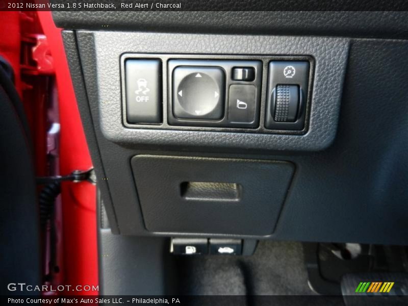 Red Alert / Charcoal 2012 Nissan Versa 1.8 S Hatchback