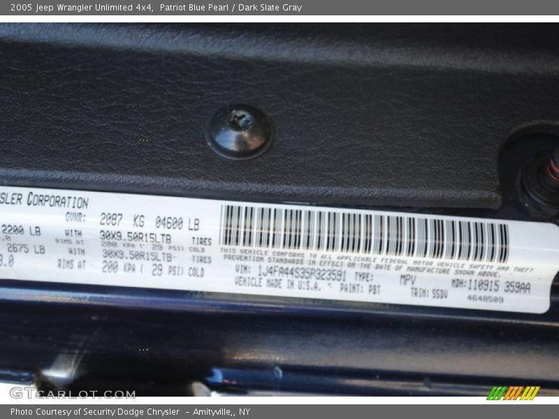 Patriot Blue Pearl / Dark Slate Gray 2005 Jeep Wrangler Unlimited 4x4