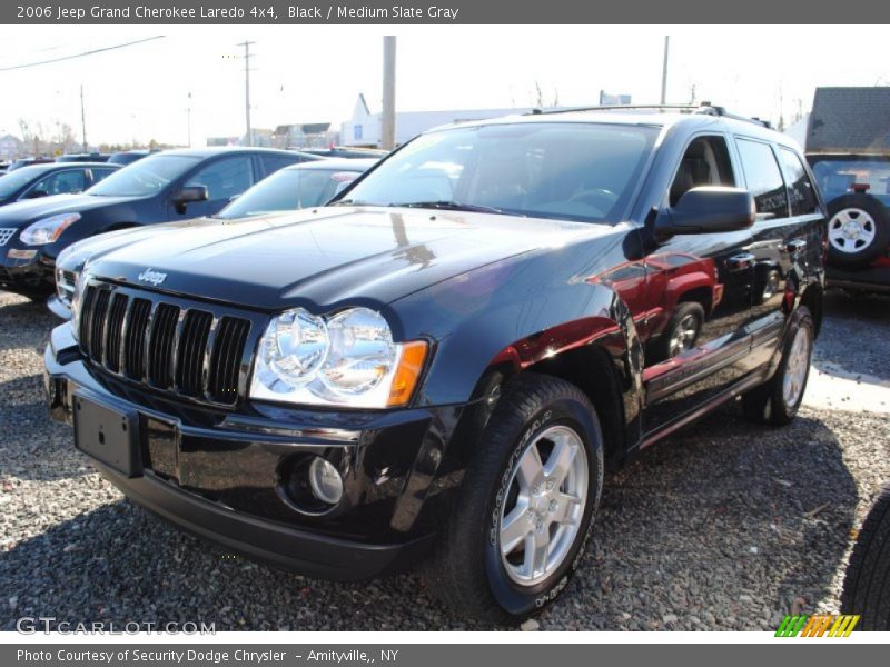 Black / Medium Slate Gray 2006 Jeep Grand Cherokee Laredo 4x4