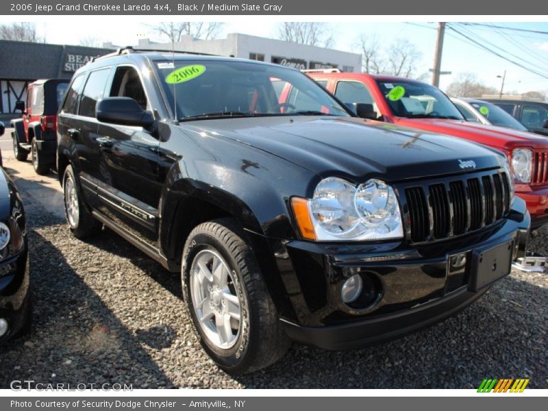 Black / Medium Slate Gray 2006 Jeep Grand Cherokee Laredo 4x4