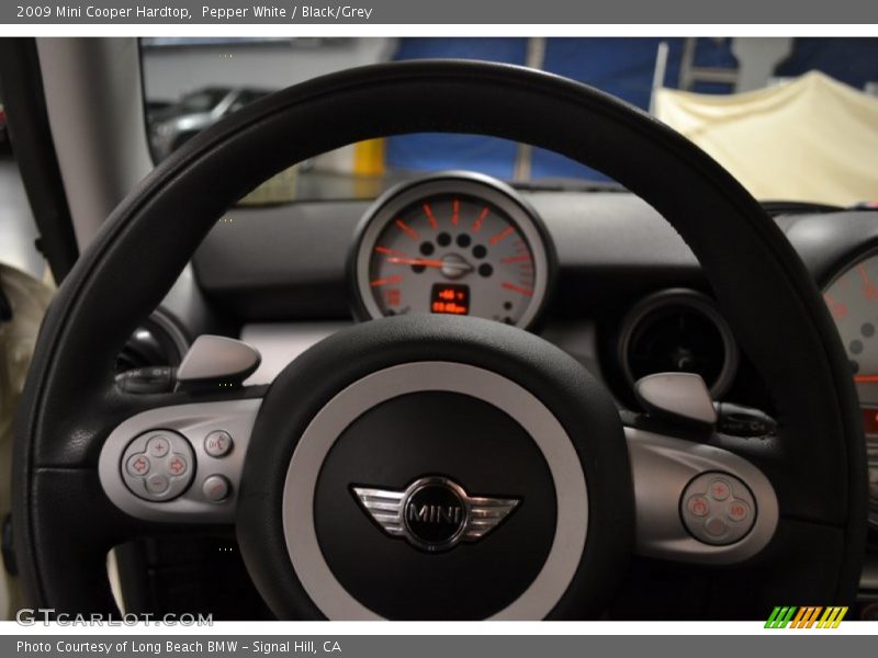 Pepper White / Black/Grey 2009 Mini Cooper Hardtop