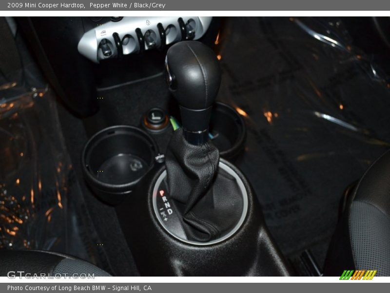 Pepper White / Black/Grey 2009 Mini Cooper Hardtop