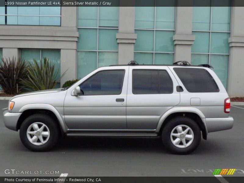 Sierra Silver Metallic / Gray 1999 Nissan Pathfinder LE 4x4