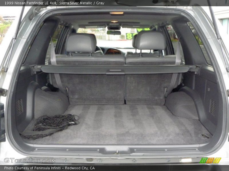 Sierra Silver Metallic / Gray 1999 Nissan Pathfinder LE 4x4