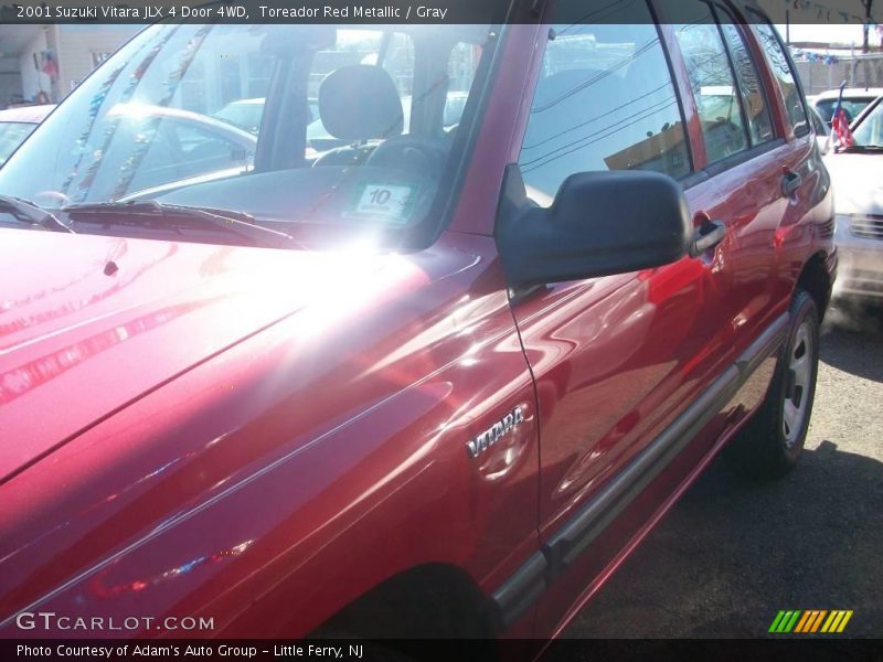 Toreador Red Metallic / Gray 2001 Suzuki Vitara JLX 4 Door 4WD