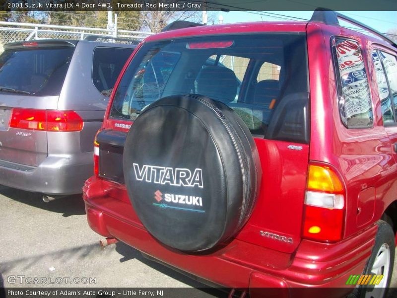 Toreador Red Metallic / Gray 2001 Suzuki Vitara JLX 4 Door 4WD