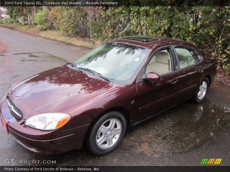 Toreador Red Metallic / Medium Parchment 2000 Ford Taurus SEL