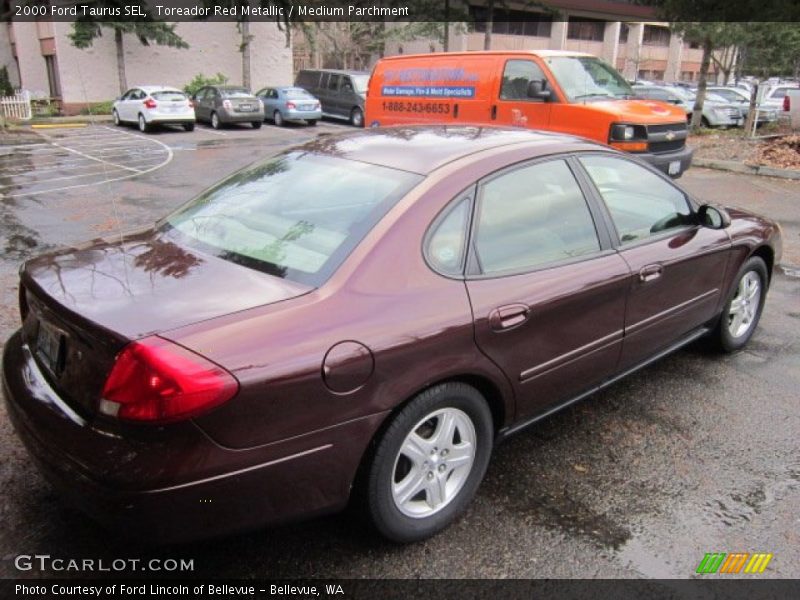 Toreador Red Metallic / Medium Parchment 2000 Ford Taurus SEL