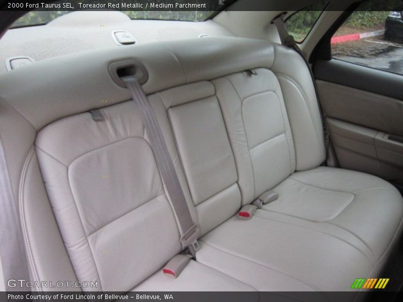 Toreador Red Metallic / Medium Parchment 2000 Ford Taurus SEL