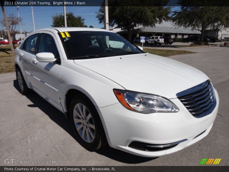 Bright White / Black 2011 Chrysler 200 Touring