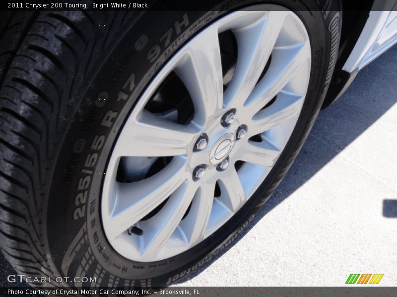 Bright White / Black 2011 Chrysler 200 Touring