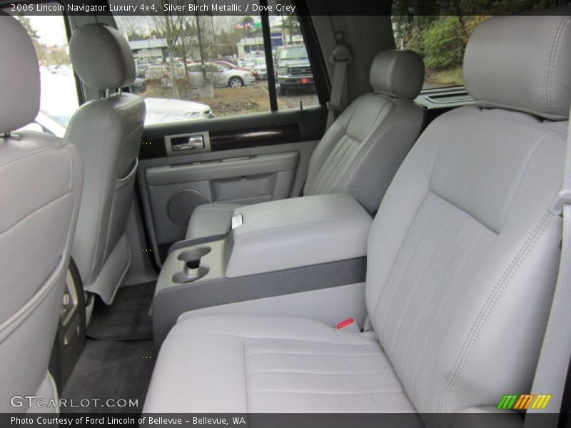 Silver Birch Metallic / Dove Grey 2006 Lincoln Navigator Luxury 4x4