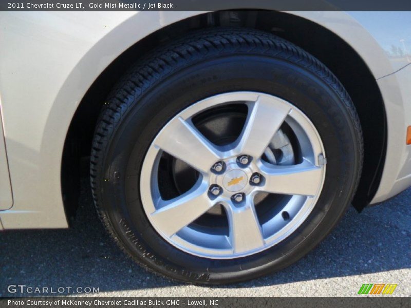 Gold Mist Metallic / Jet Black 2011 Chevrolet Cruze LT