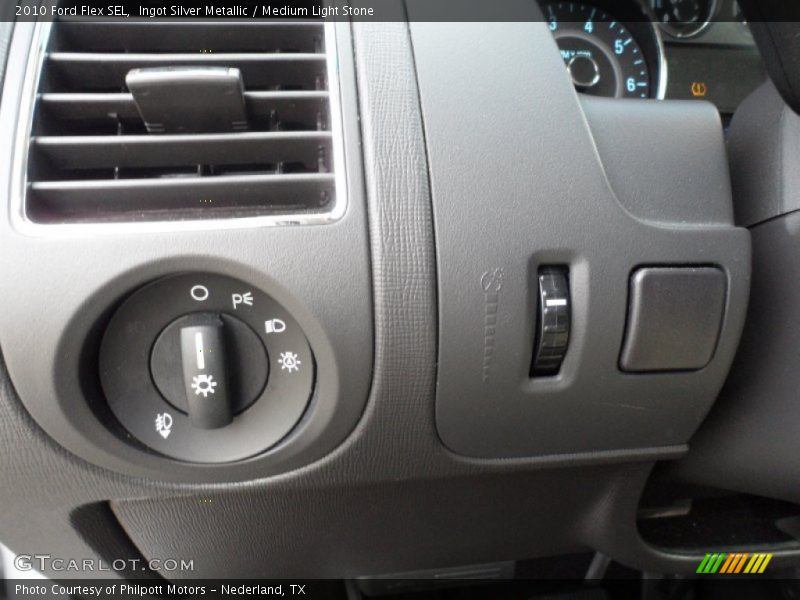 Ingot Silver Metallic / Medium Light Stone 2010 Ford Flex SEL