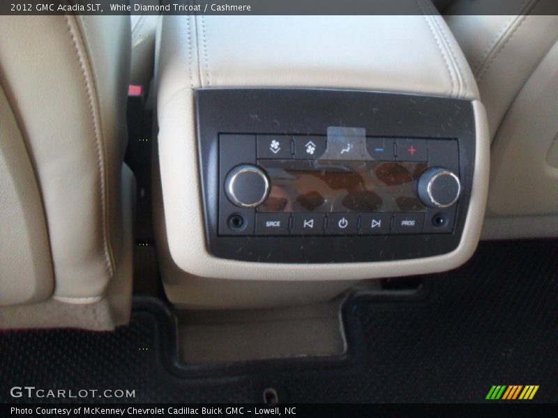 White Diamond Tricoat / Cashmere 2012 GMC Acadia SLT