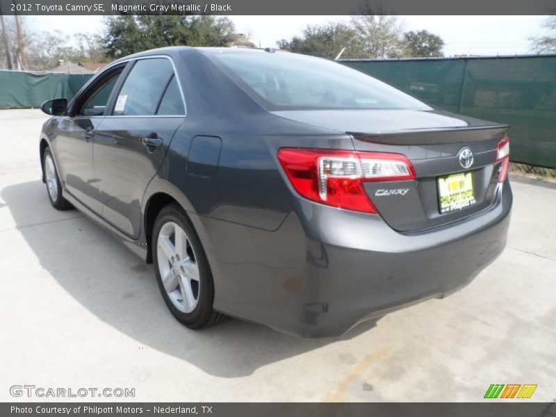 Magnetic Gray Metallic / Black 2012 Toyota Camry SE
