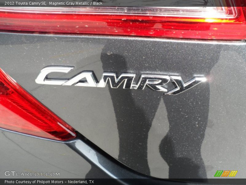 Magnetic Gray Metallic / Black 2012 Toyota Camry SE
