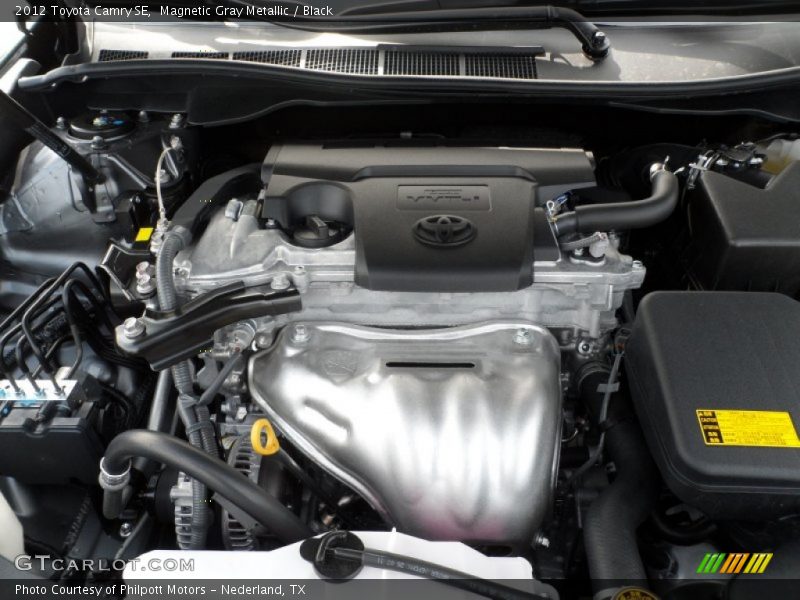 Magnetic Gray Metallic / Black 2012 Toyota Camry SE