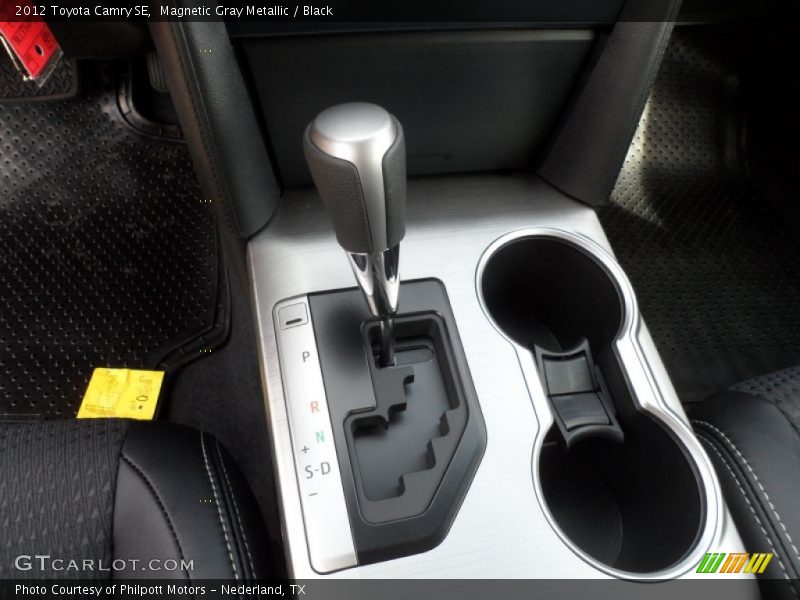 Magnetic Gray Metallic / Black 2012 Toyota Camry SE