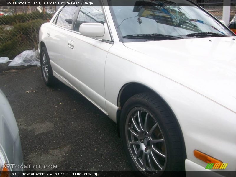 Gardenia White Pearl / Beige 1998 Mazda Millenia