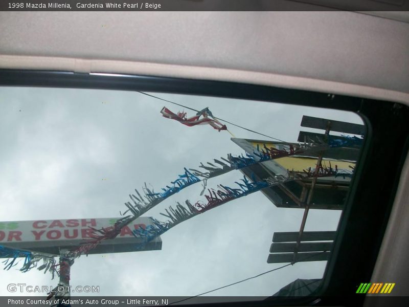 Gardenia White Pearl / Beige 1998 Mazda Millenia