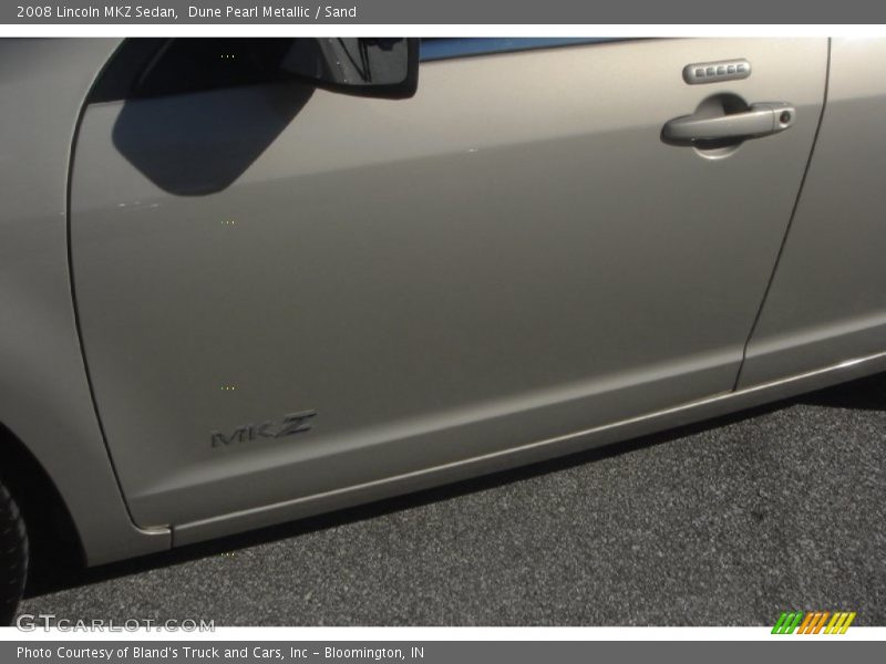 Dune Pearl Metallic / Sand 2008 Lincoln MKZ Sedan