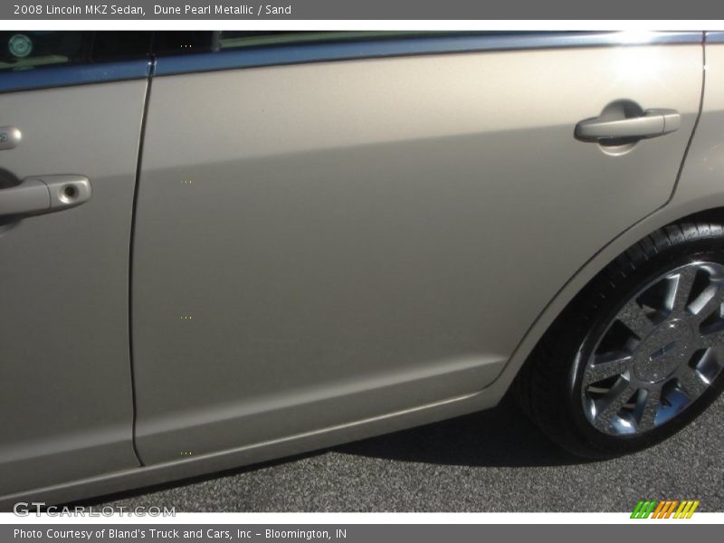 Dune Pearl Metallic / Sand 2008 Lincoln MKZ Sedan