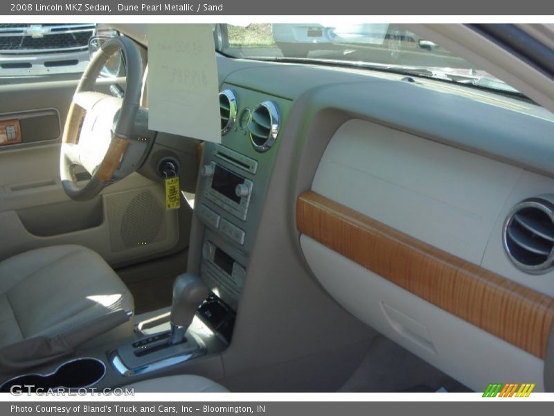 Dune Pearl Metallic / Sand 2008 Lincoln MKZ Sedan