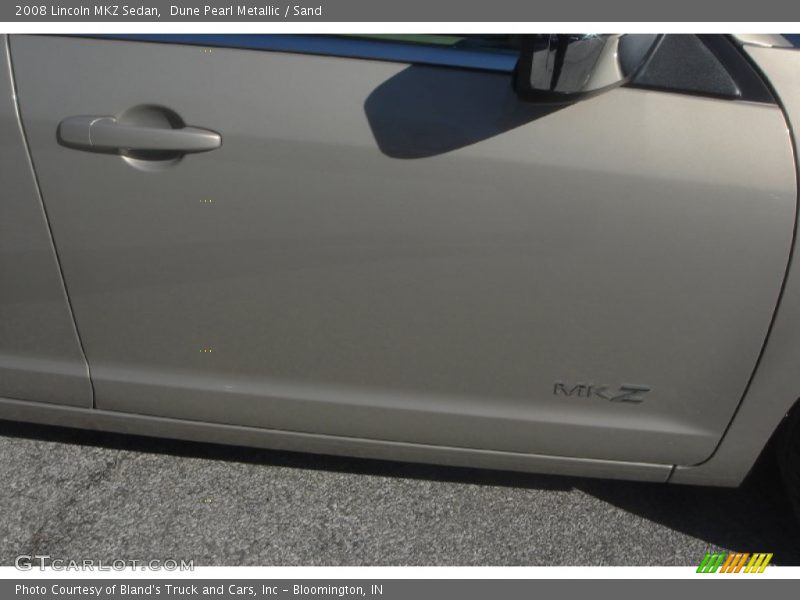 Dune Pearl Metallic / Sand 2008 Lincoln MKZ Sedan