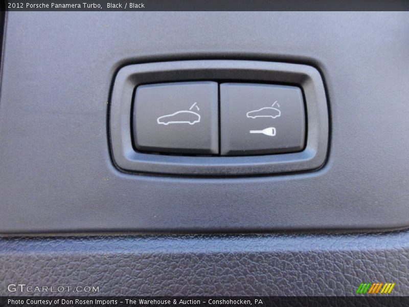 Controls of 2012 Panamera Turbo