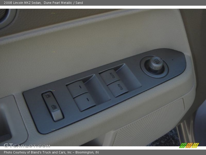 Dune Pearl Metallic / Sand 2008 Lincoln MKZ Sedan