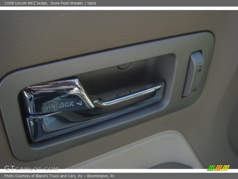 Dune Pearl Metallic / Sand 2008 Lincoln MKZ Sedan