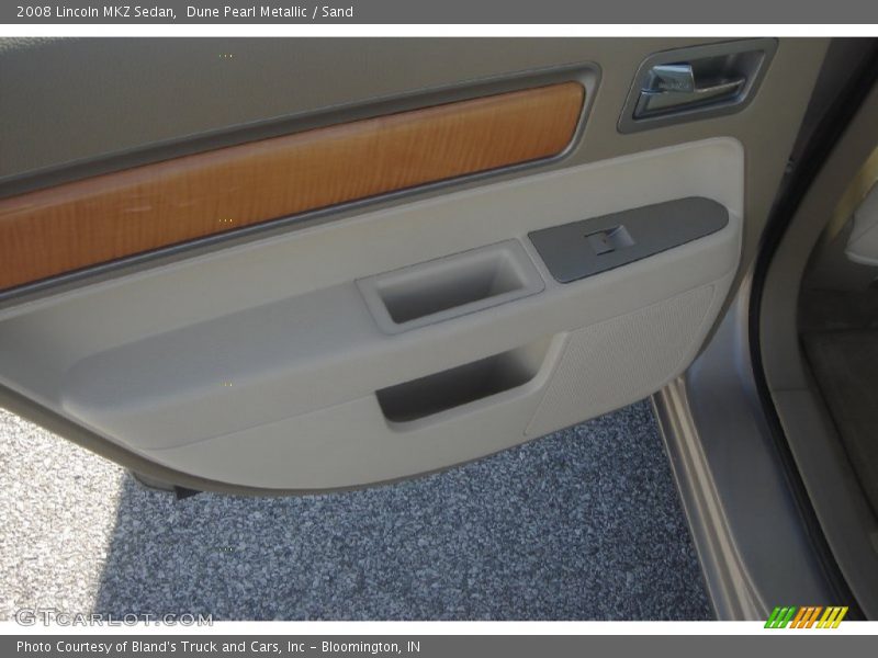 Dune Pearl Metallic / Sand 2008 Lincoln MKZ Sedan