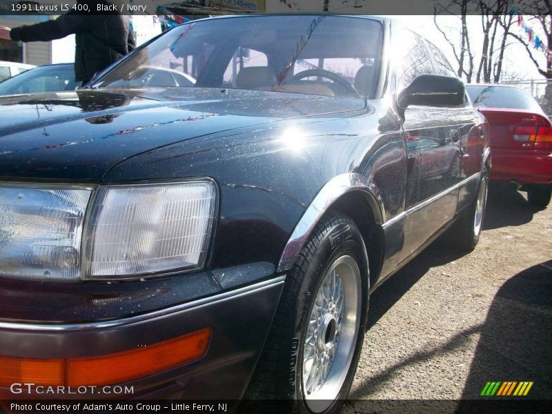 Black / Ivory 1991 Lexus LS 400