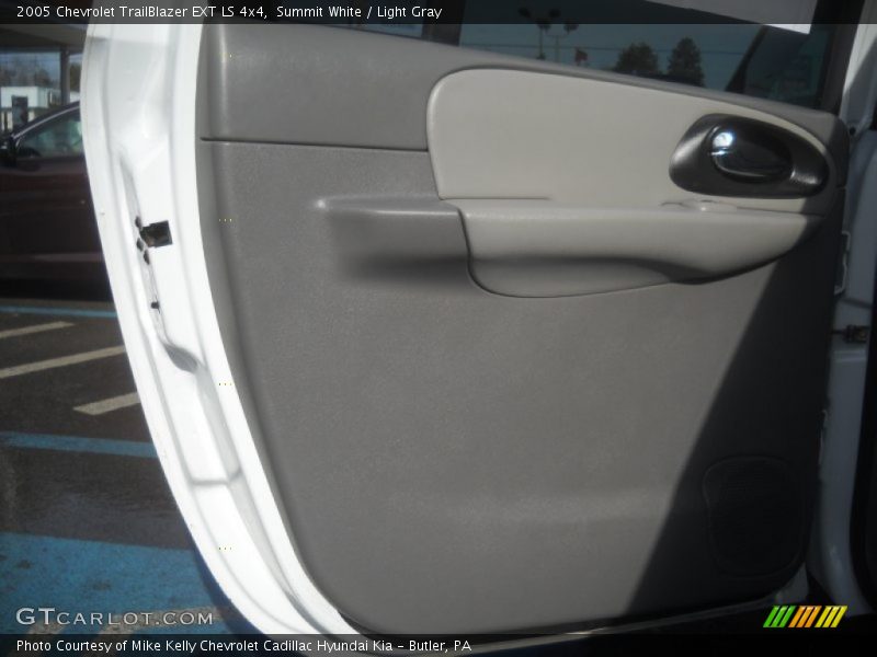 Summit White / Light Gray 2005 Chevrolet TrailBlazer EXT LS 4x4